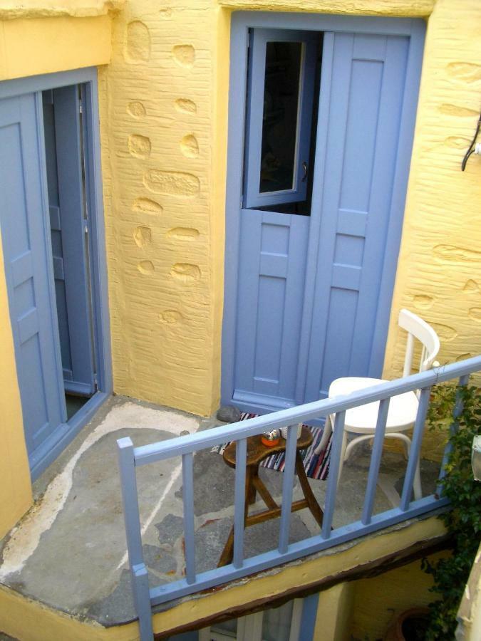 Traditional Medieval Stone House In "Ano Syros" Экстерьер фото