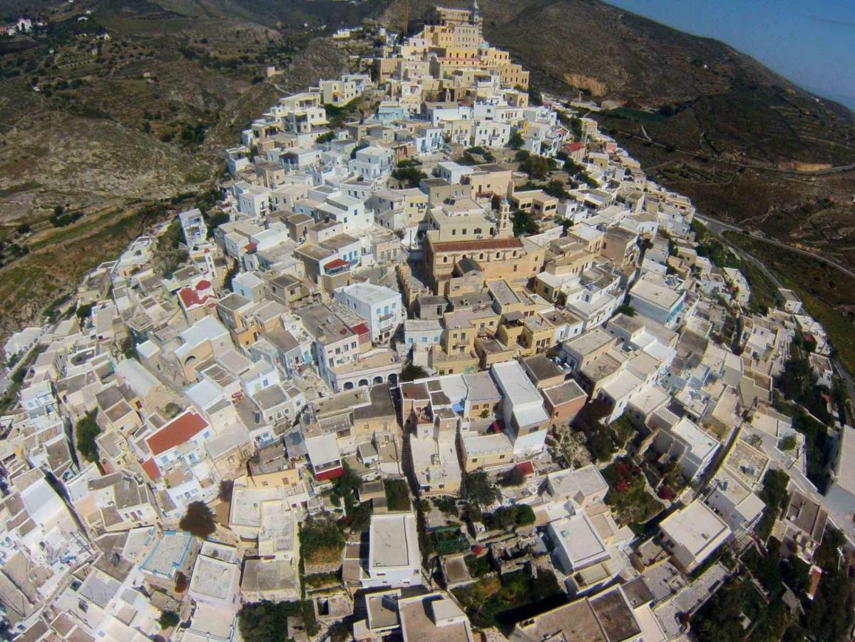 Traditional Medieval Stone House In "Ano Syros" Экстерьер фото